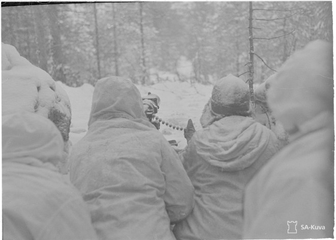 Konekivääripesäke Lemetin motin laidalla, noin 100 vastustajasta. SA-Kuva.
