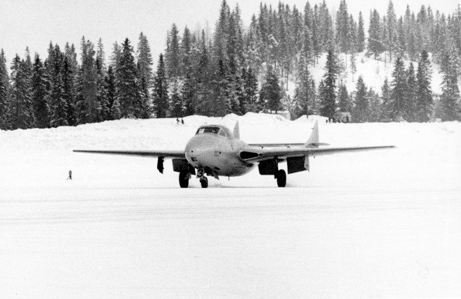 Vampire-hävittäjät tekivät aikanaan useita ennätyksiä.