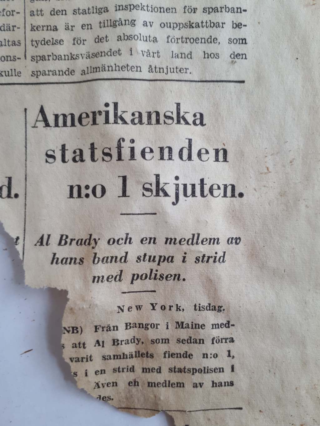 Tarinoita lattian uumenista